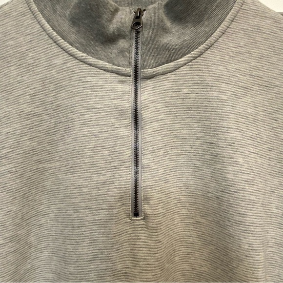 𝅺OLD Navy Heather grey long sleeve 1/4 zip shirt - Picture 4 of 9